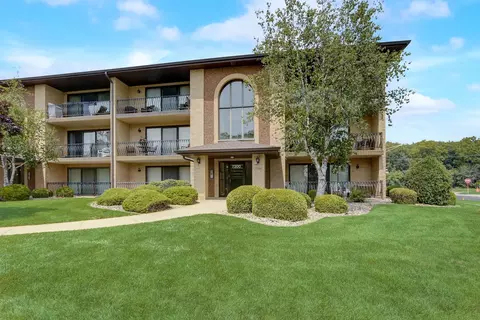 7300 Evergreen Dr #3D, Orland Park, IL 60462