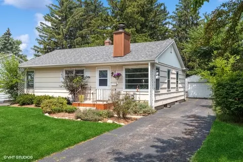 468 Everett Ave, Crystal Lake, IL 60014