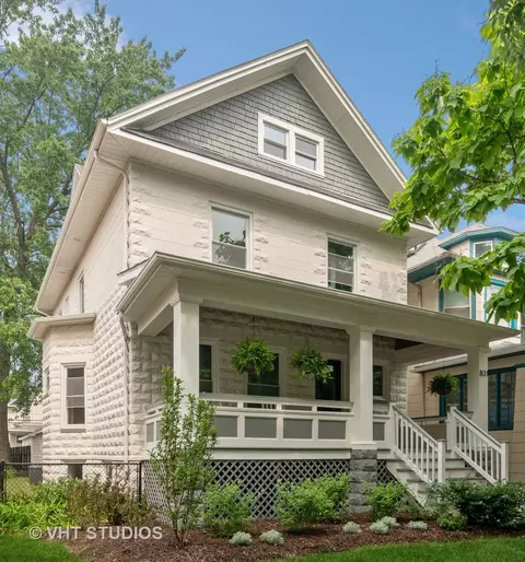 831 S Cuyler Ave, Oak Park, IL 60304