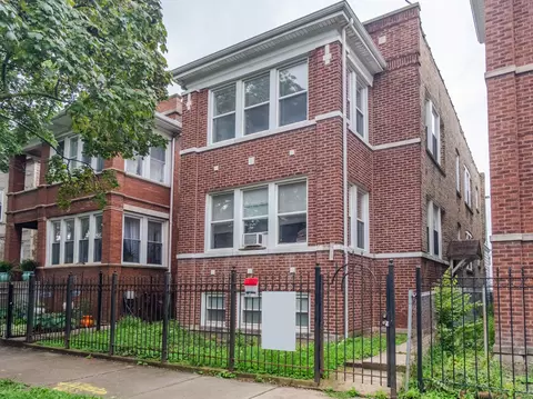 4736 N Bernard St, Chicago, IL 60625