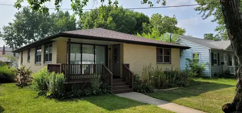 1207 13th Ave, Sterling, IL 61081
