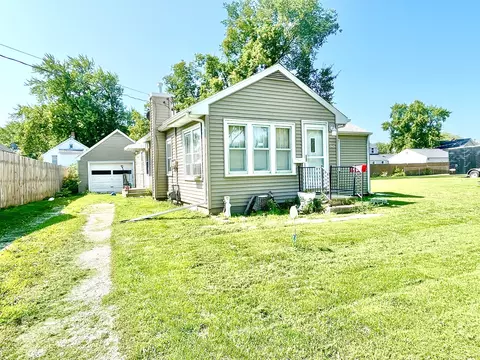 515 E Canal Ave, Ottawa, IL 61350 photo 2