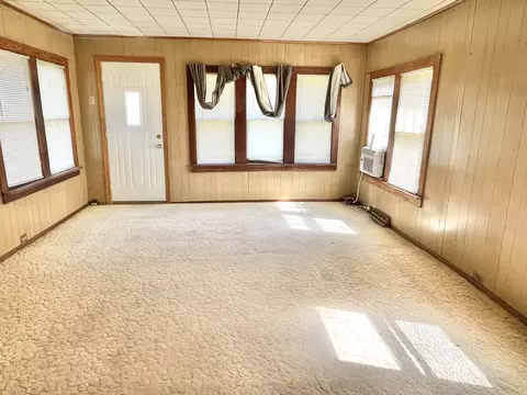 515 E Canal Ave, Ottawa, IL 61350 photo 4