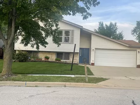 2023 Baldwin Ct, Glendale Heights, IL 60139