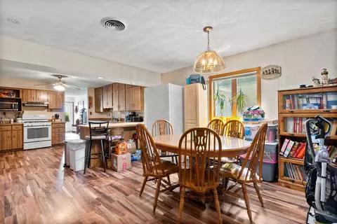 734 Tomahawk Dr, Ottawa, IL 61350 photo 7