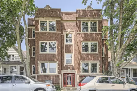 1620 W Edgewater Ave #2W, Chicago, IL 60660