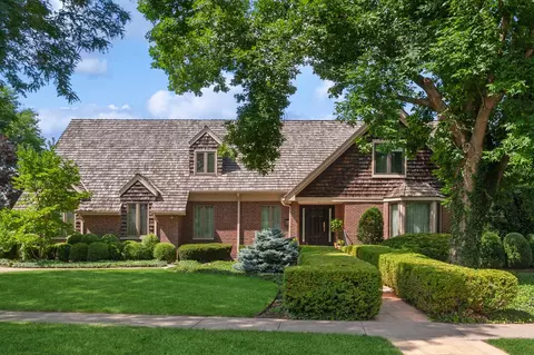 539 Princeton Rd, Hinsdale, IL 60521