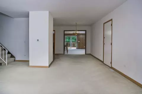 601 S 5th St, West Dundee, IL 60118 photo 3