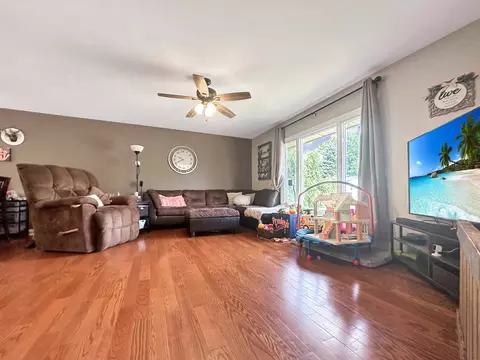 3263 Knox Dr, Freeport, IL 61032 photo 14