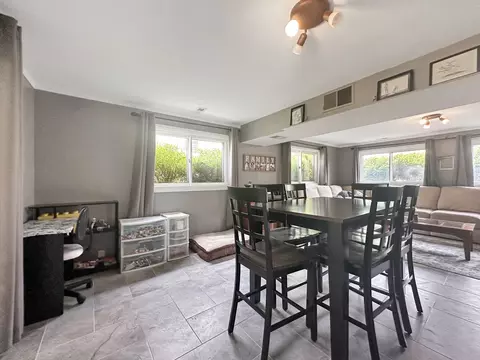 3263 Knox Dr, Freeport, IL 61032 photo 32