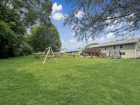 3263 Knox Dr, Freeport, IL 61032 photo 41