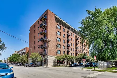 974 W 35th Pl #307, Chicago, IL 60609