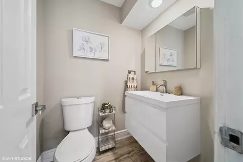 1736 E 92nd Pl, Chicago, IL 60617 photo 11