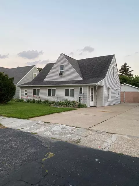 4321 W 99th Pl, Oak Lawn, IL 60453