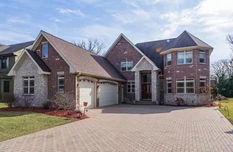 701 E Byron Ave, Addison, IL 60101
