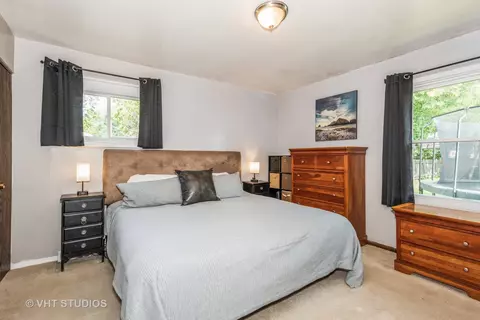 834 Morgan St, Elgin, IL 60123 photo 8