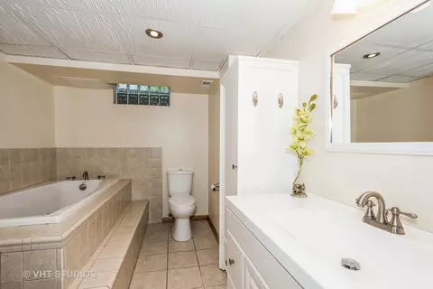 834 Morgan St, Elgin, IL 60123 photo 13