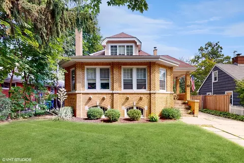 629 Onwentsia Ave, Highland Park, IL 60035