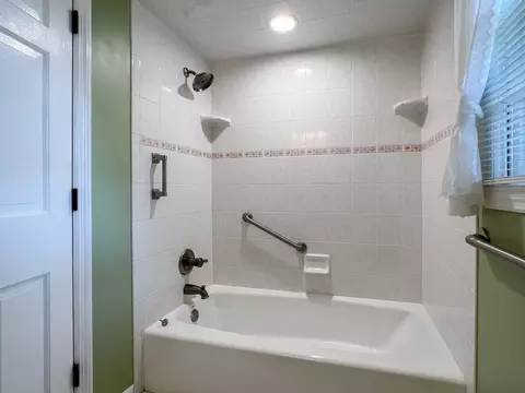1205 Valentine Dr, Normal, IL 61761 photo 30