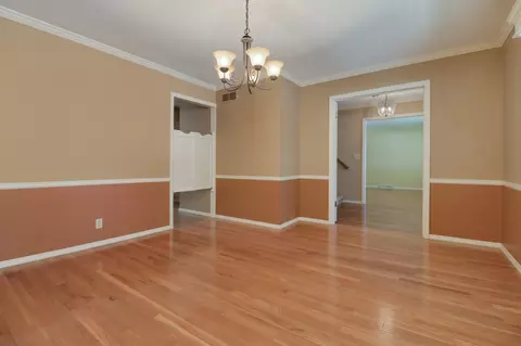 1205 Valentine Dr, Normal, IL 61761 photo 6
