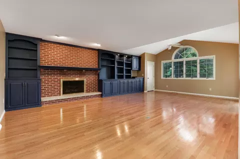 1205 Valentine Dr, Normal, IL 61761 photo 14