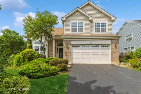 402 Ashford Ln, Grayslake, IL 60030