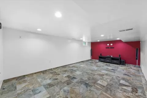39 N Alfred Ave, Elgin, IL 60123 photo 19