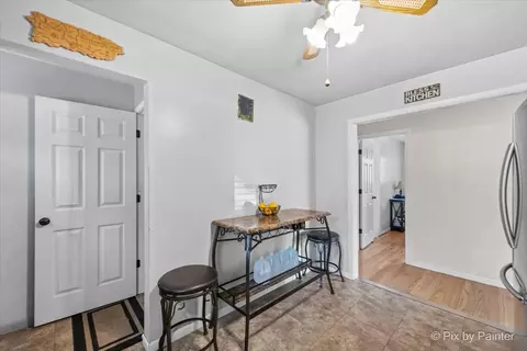 39 N Alfred Ave, Elgin, IL 60123 photo 13