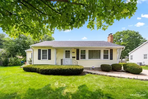 229 Central Ave, Aurora, IL 60506