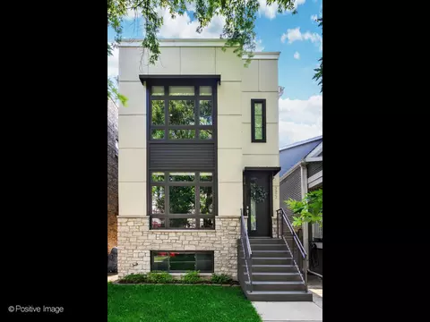 3922 N Richmond St, Chicago, IL 60618