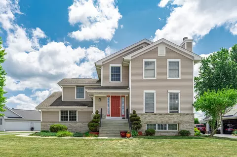 12297 Paisley Dr, Loves Park, IL 61111