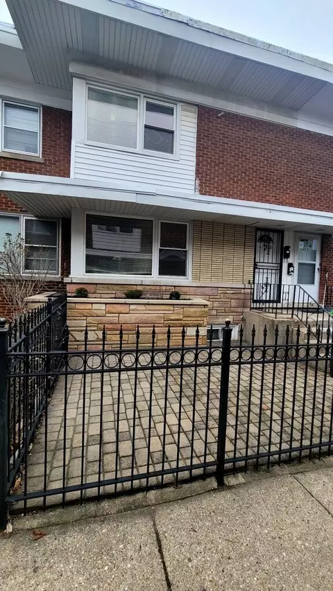 5411 N Artesian Ave #A, Chicago, IL 60625