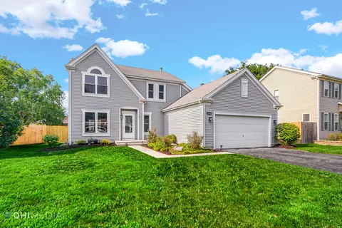 2470 Crystal Creek Ln, Elgin, IL 60124