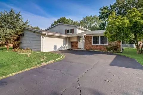 5164 Arquilla Dr, Richton Park, IL 60471