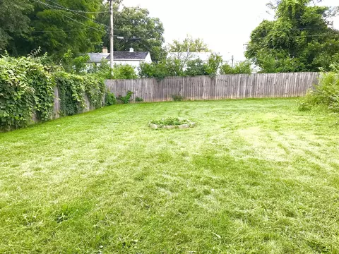 1984 E Cantrell St, Decatur, IL 62521 photo 9