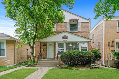 2906 W Jerome St, Chicago, IL 60645