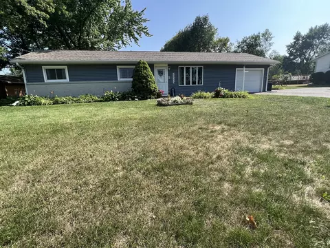 28509 W Thome Rd, Rock Falls, IL 61071