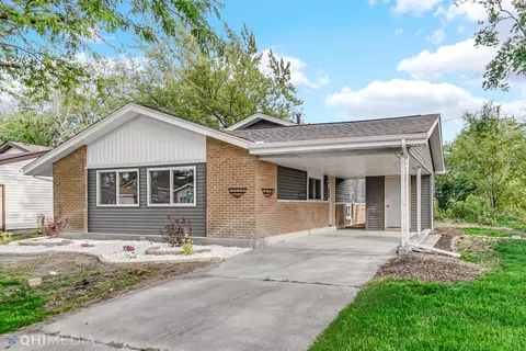247 Farragut St, Park Forest, IL 60466