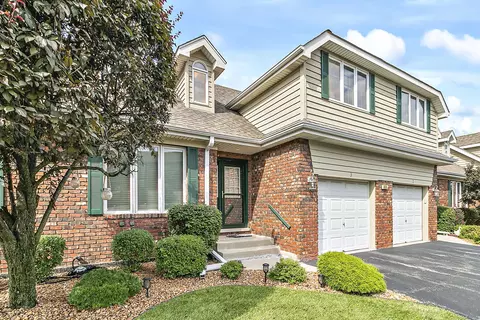 6404 Peachtree Ct #3, Oak Forest, IL 60452