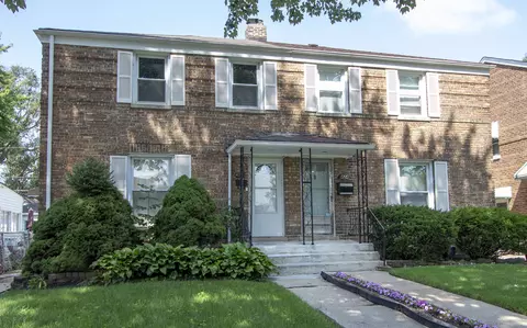 426 Geneva Ave, Bellwood, IL 60104