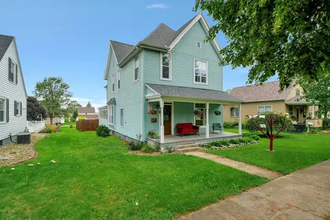 407 N Sangamon Ave, Gibson City, IL 60936