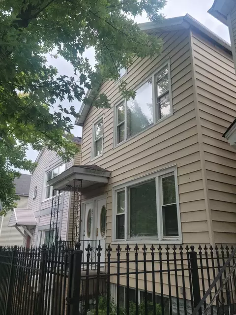 4727 S Loomis Blvd, Chicago, IL 60609