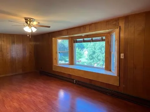 2813 S Riverside Dr, Mchenry, IL 60050 photo 21
