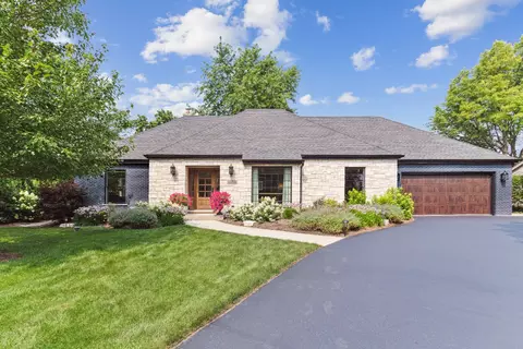 10 S580 Glenn Dr, Burr Ridge, IL 60527