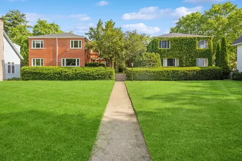 2012 Washington Ave, Wilmette, IL 60091