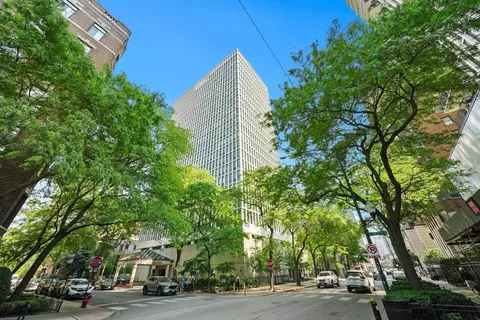 1 E Scott St #1108, Chicago, IL 60610