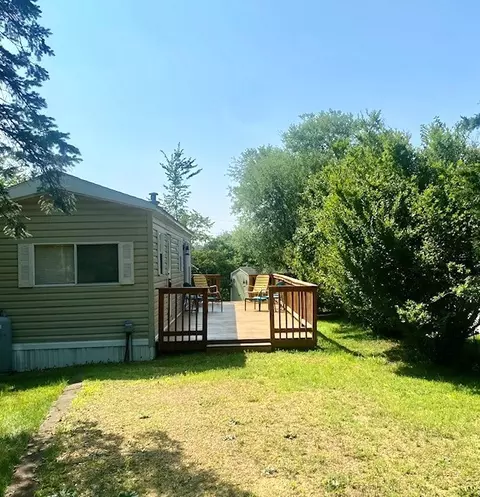 2742 Woodhaven, Sublette, IL 61367