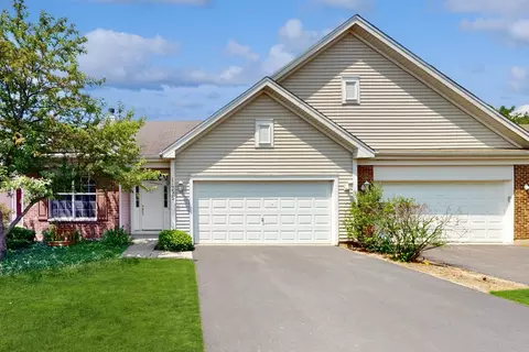 1455 Reserve Ln, Dekalb, IL 60115