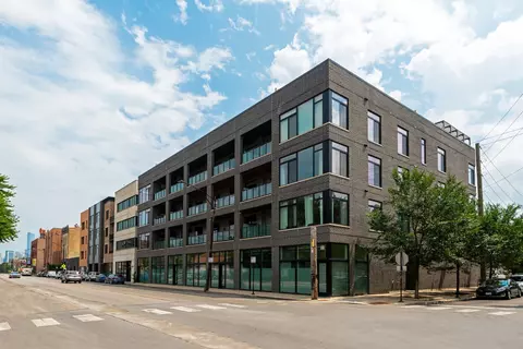 469 N Paulina St #402, Chicago, IL 60622