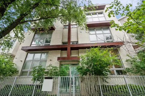 2521 N Ashland Ave #1S, Chicago, IL 60614